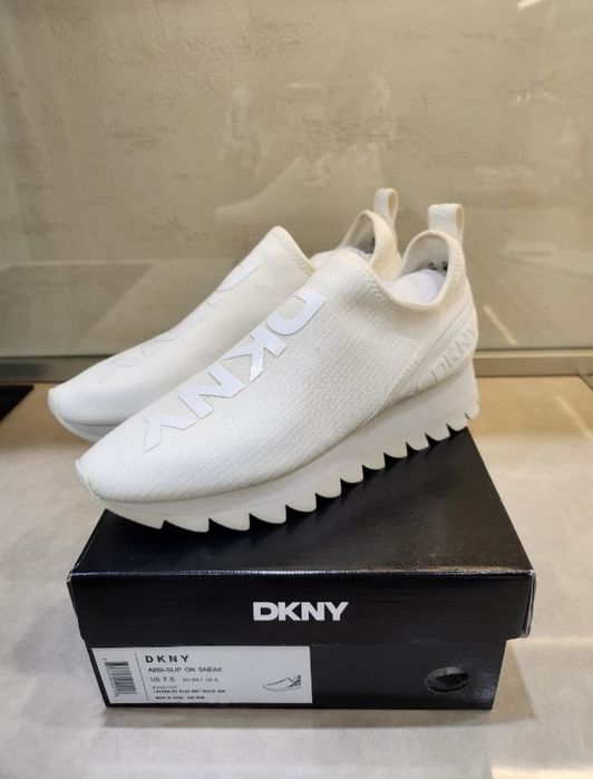 Оригинални дамски обувки DKNY