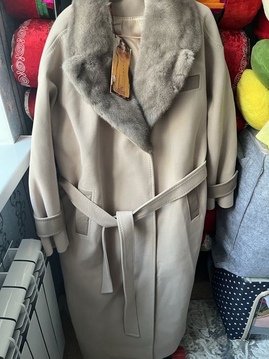 Продается пальто