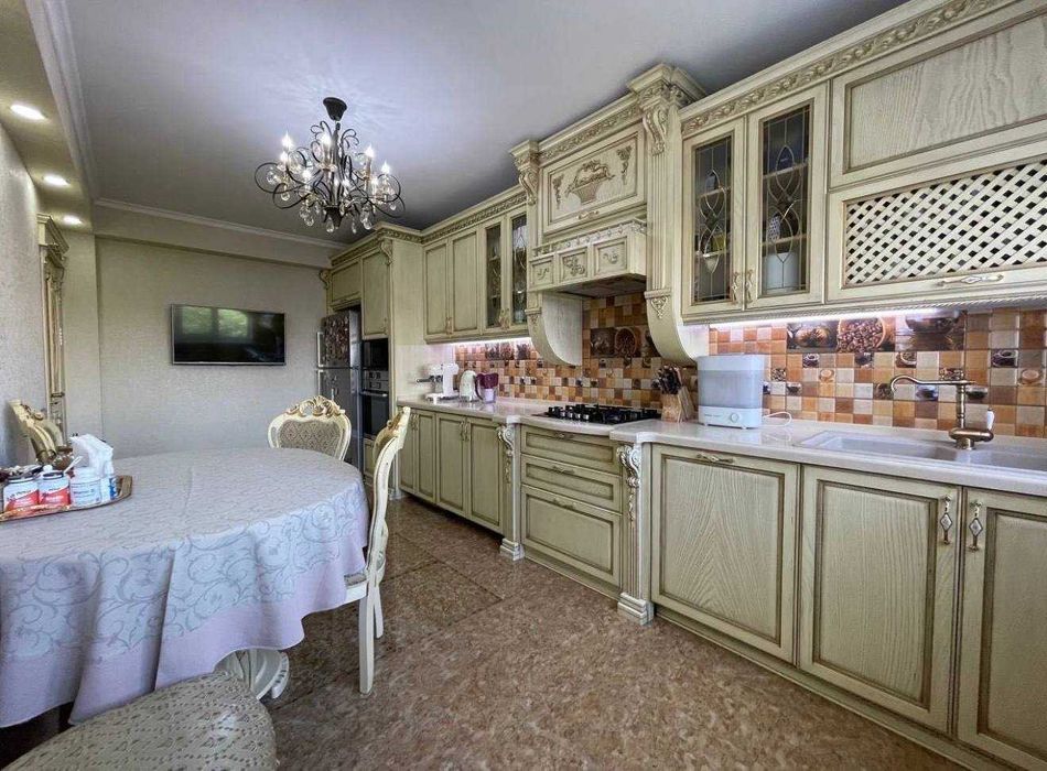 Своя Дархан 4/5/9 М.Улугбек загс 96 кв