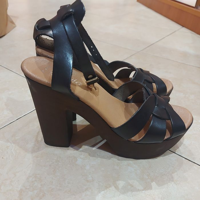 Сандали естестевена кожа