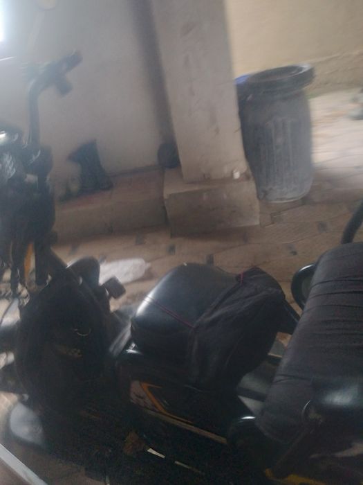 Skuter sotiladi manzil ziadin shaxri