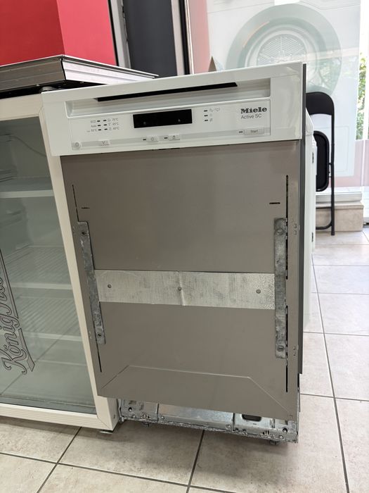 Miele G 4620 тясна миялна за частично вграждане/24 мес гаранция