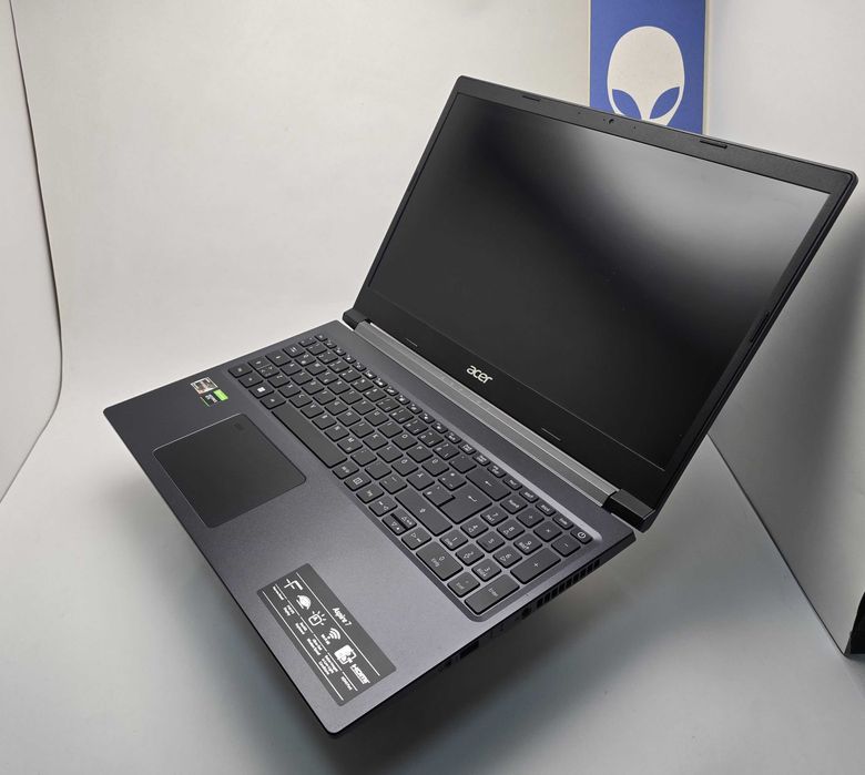 Acer Aspire 7 A715-41G  Ryzen 5 3550H/16GB/512SSD/GTX 1650-4GB/FHD/Подсветка