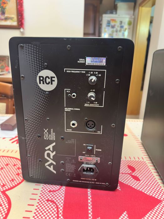 RCF AYRA SIX мониторни колони