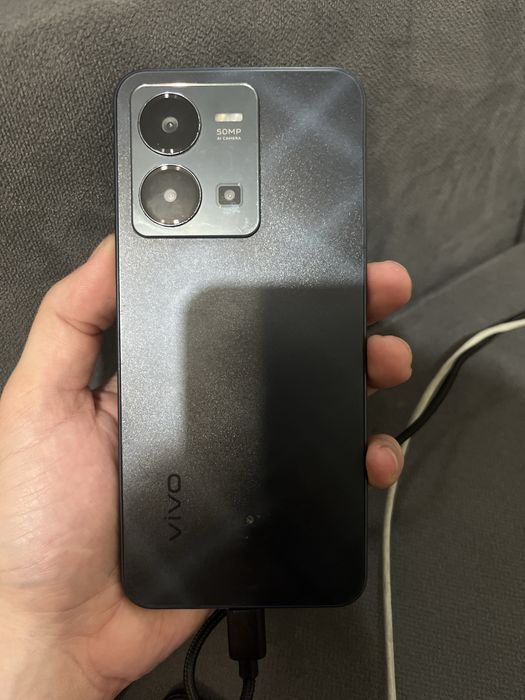 Подам телефон Vivo y35 в отс