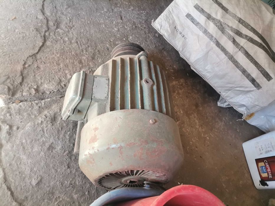 Електромотор за фуражомелка