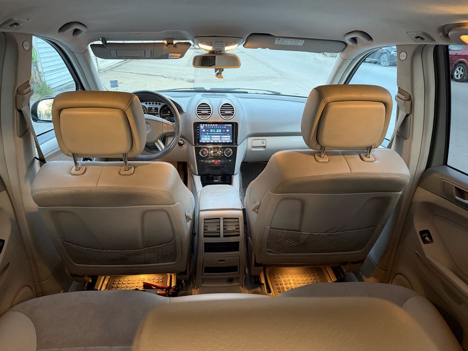 Продавам Mercedes-Benz ML 320 CDI 4MATIC