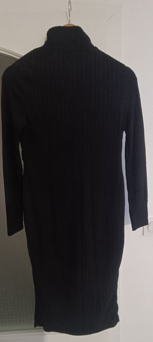 Рокля за бременни и за кърмачки