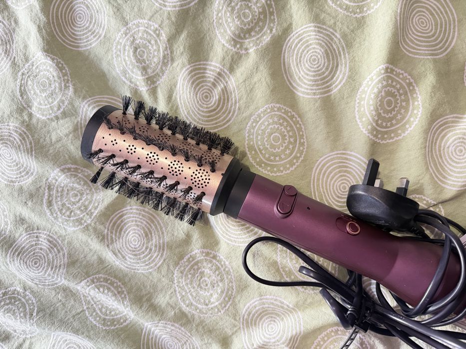 Маша четка сешоар babyliss