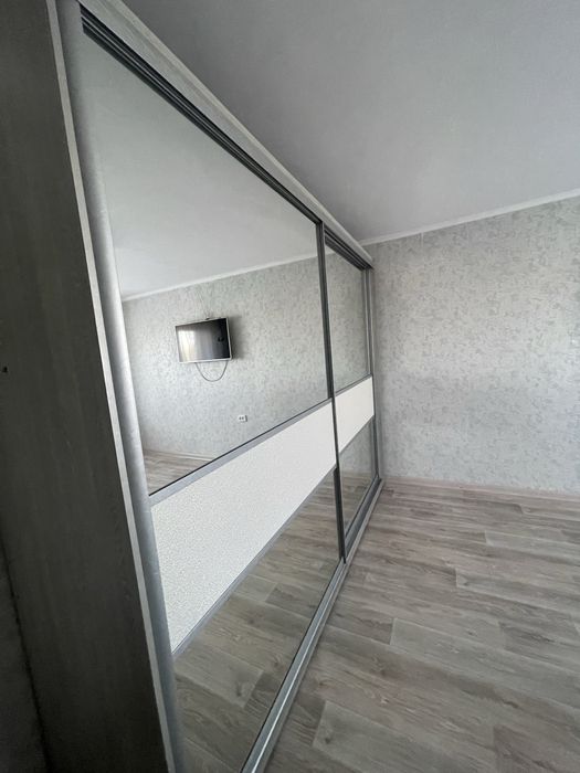 Продам шкаф купе
