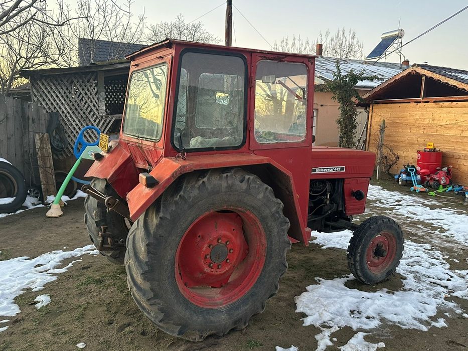 Tractor U445 - Perfect funcțional