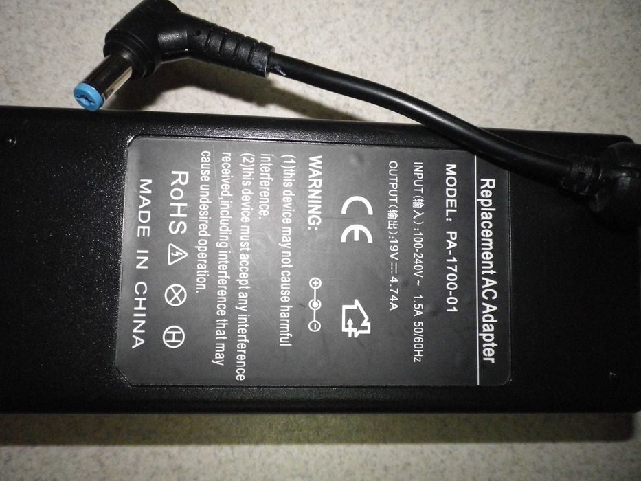 Оригинални захранващи адаптери за лаптопи