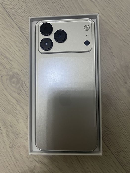 Телефон сатылыды сырты айфон іші самсунг