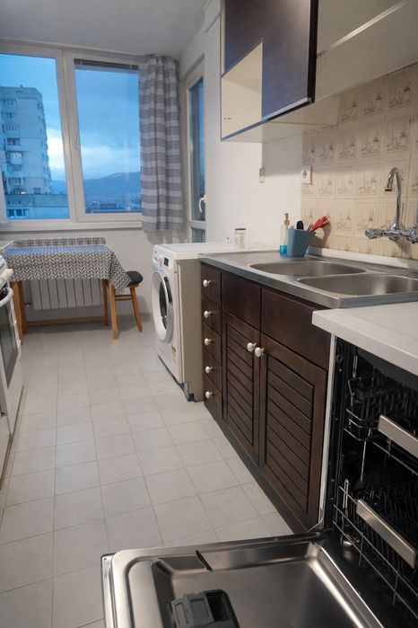 Дава се под наем Двустаен апартамент в София, Банишора - 68 кв.м за 548.25 € - Снимка #3