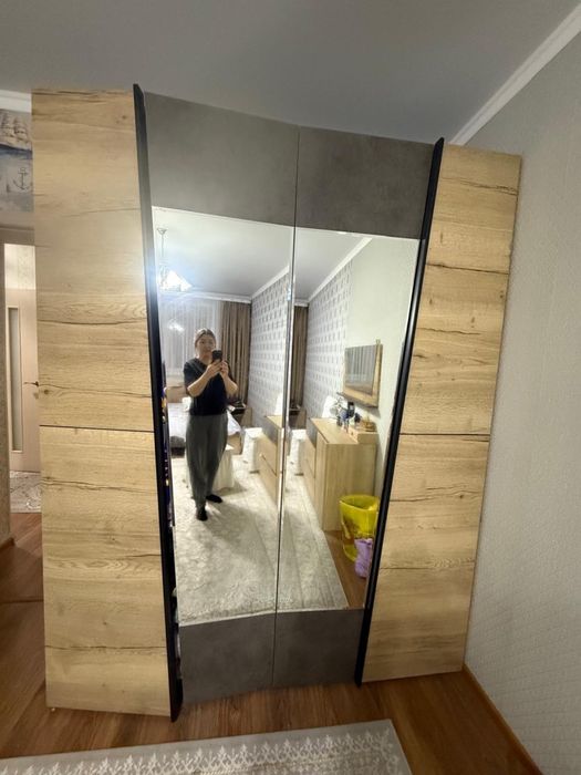 Спальный гарнитур