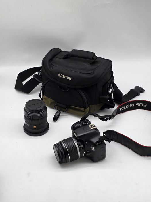 Aparat foto DSLR Canon EOS 550D + doua obiective (vezi pozele)