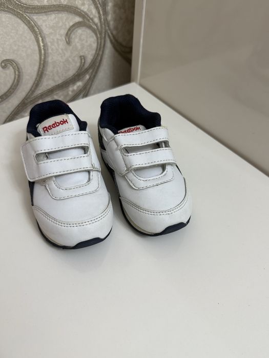 Крассовка оригинал reebok kids