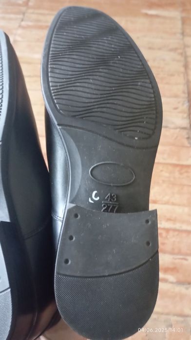 Продам туфли кожаные.