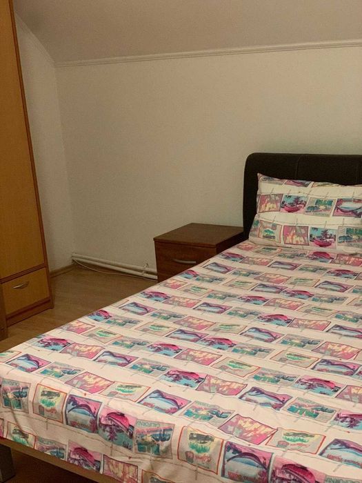 Închiriere vilă elegantă cu 3 dormitoare și curte amenajată – Roman