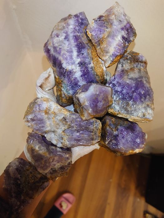 Лот Аметисти от България кварц минерал кристал