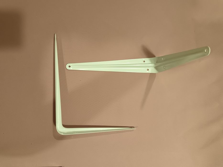 Кранштейны, эконом панель, уголки для торг.оборудования