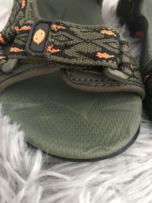 Ергономични детски сандали