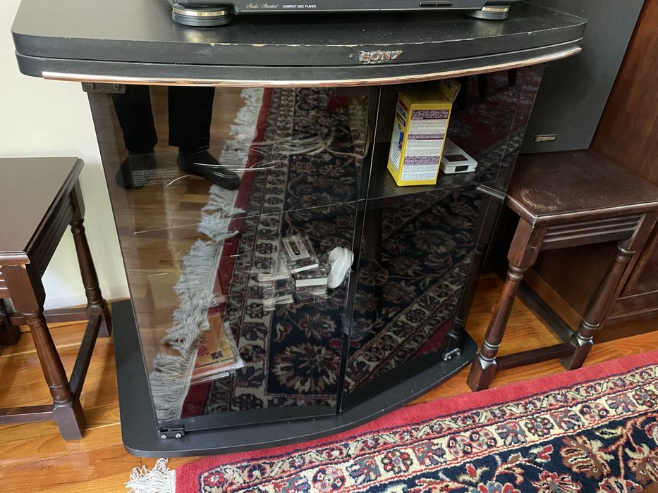 Comoda televizor