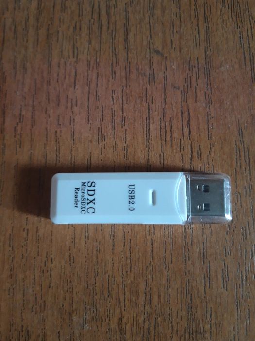 Кардридер для флешек