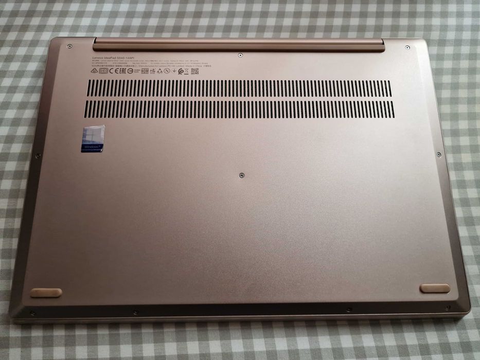 Laptop Lenovo IdeaPad S540 8GB RAM, 250GB SSD, Windows 11 LTSC