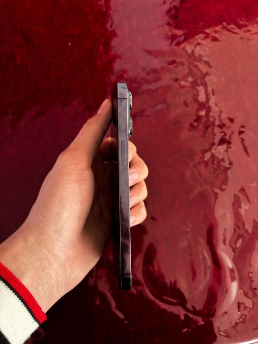 Айфон 14про макс в хорошем состоянии