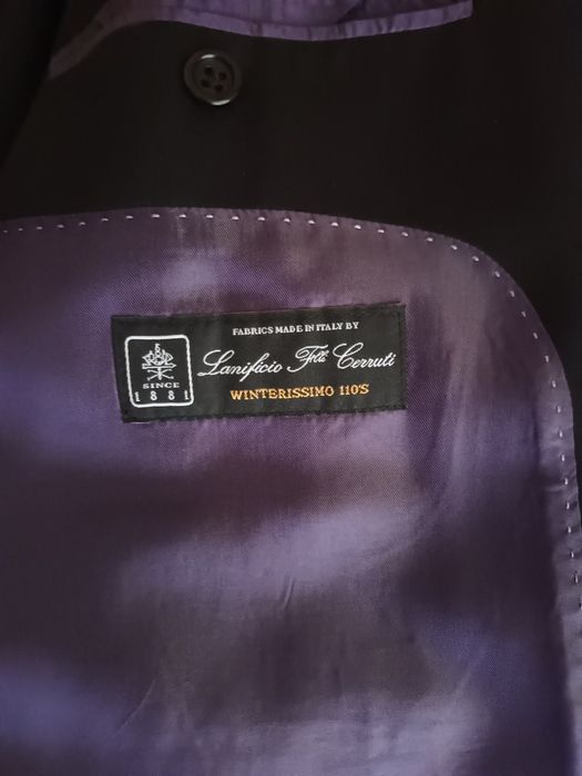 Официален мъжки костюм