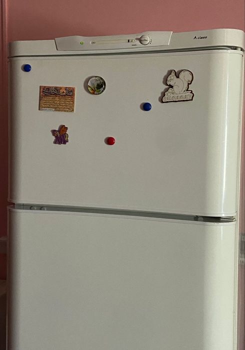 Продам холодильник