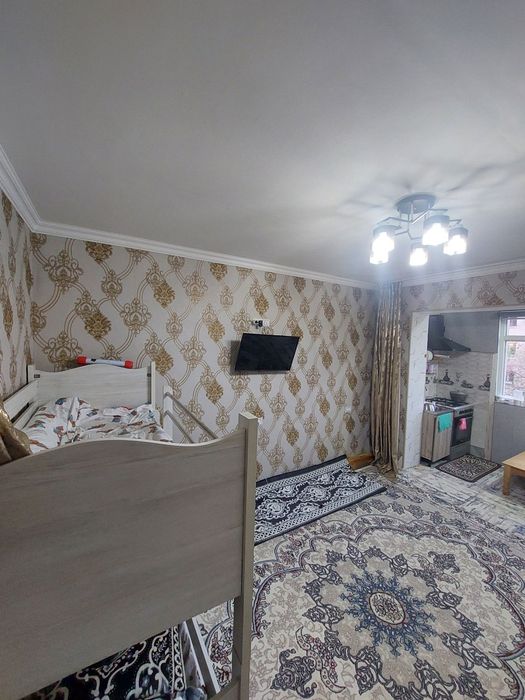 Продаётся квартира 1/4/4 кадышева