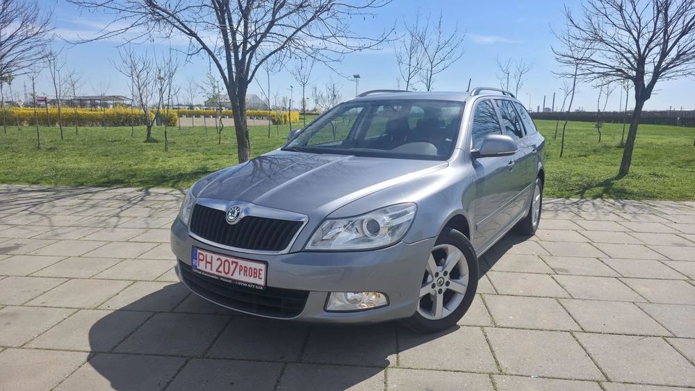 Skoda Superb Octavia1.6 TDI 105Cp,EURO5,Navigatie, Color, Scaune Incalzite, Pilot,