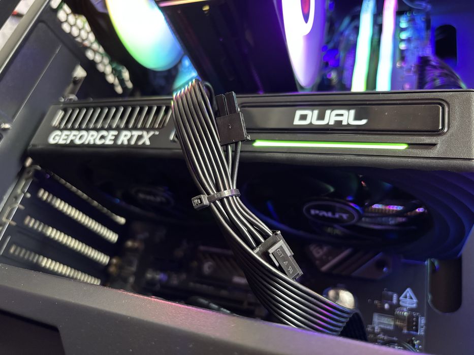 Видеокарта RTX5060 TI 8Gb продам