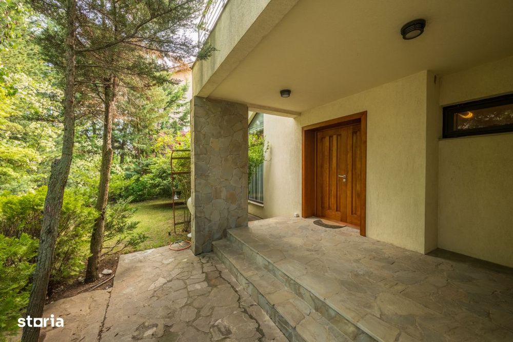 Iancu Nicolae - Complex Traian, Vila 400 Mp Total, Lot 750 Mp!