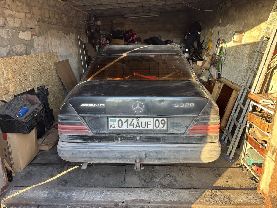 Мерседес 124 на ходу