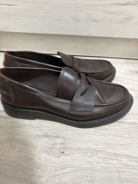 Лоферы женские 37 размер