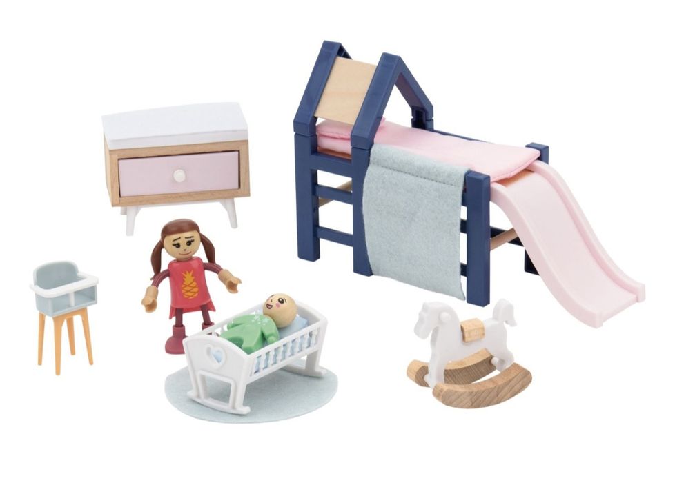 Детска дървена къща за кукли и Peppa Pig