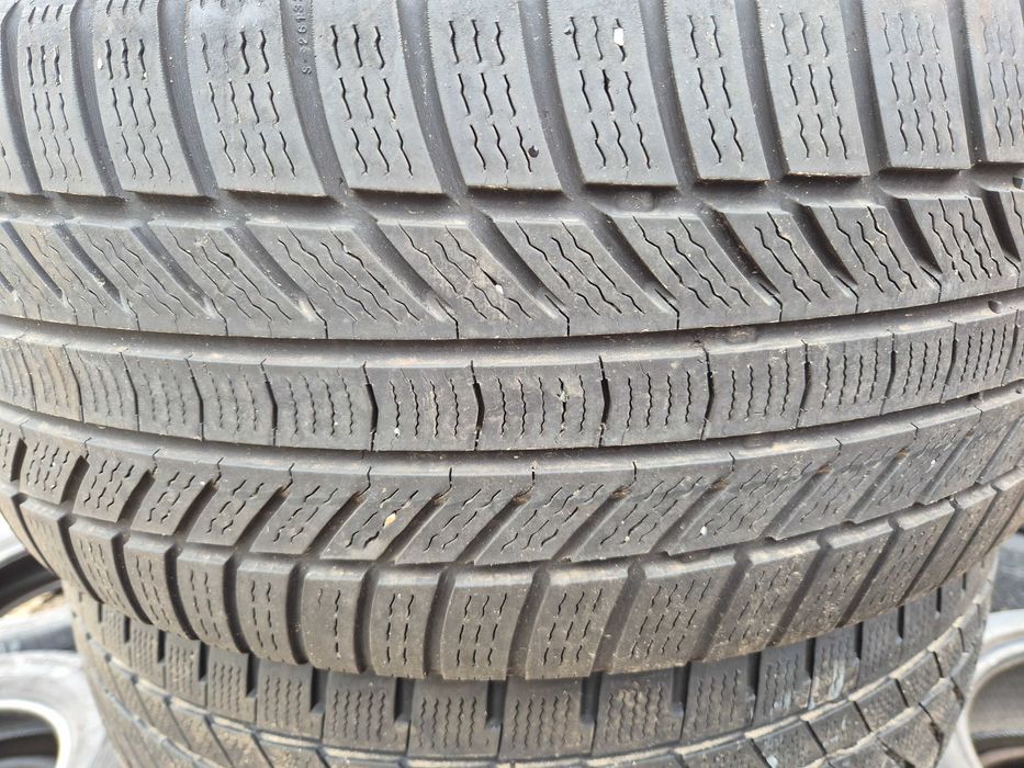 2 Anvelope de IARNA - 245/45/19 - Continental Aproape NOI DOT 2021 !