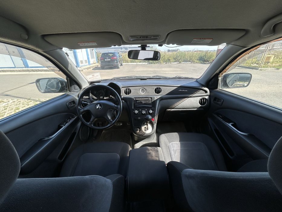 Продам Mitsubishi Airtrek