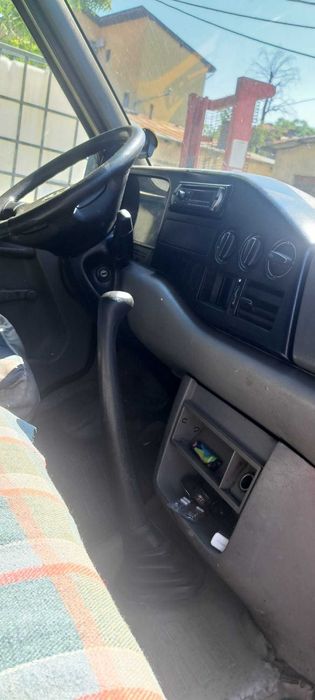 Volkswagen LT 35 Dubă 2.5 TDI (109 CP) 2006