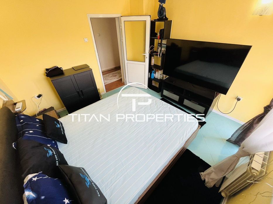 Продава се Четиристаен апартамент в Бургас, Меден рудник - зона Г - 160 кв.м за 963 €/кв.м - Снимка #13