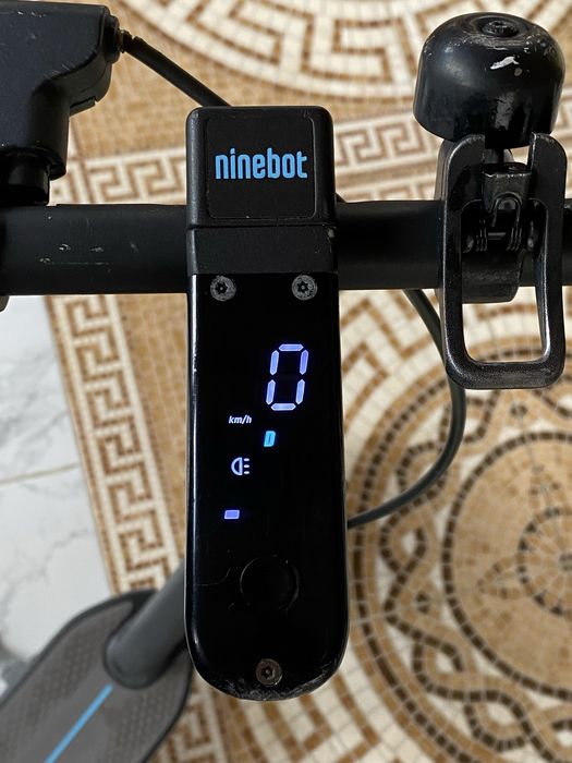 Trotineta electrica Ninebot max g30