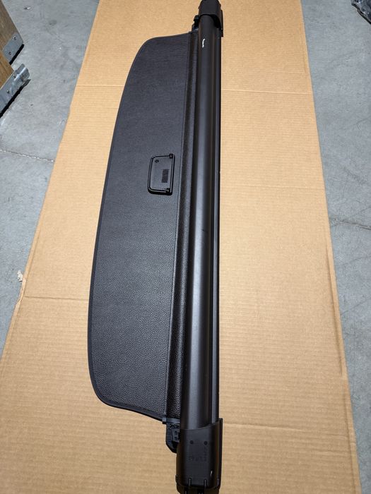 Rulou portbagaj vw passat b7 maro
