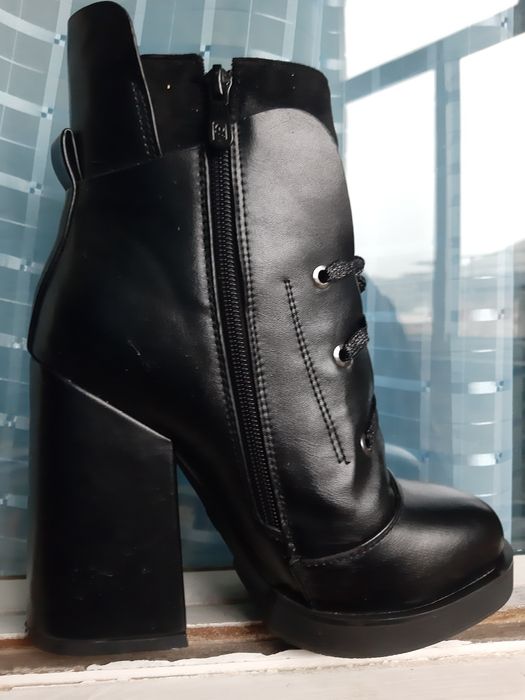 Сапожки с хорошим утеплителем!