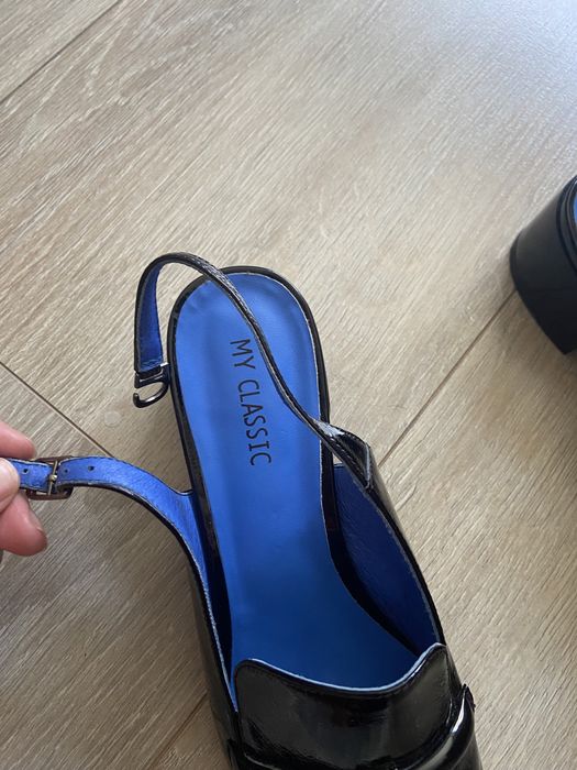 Продам 38-39р, кожа натуральная