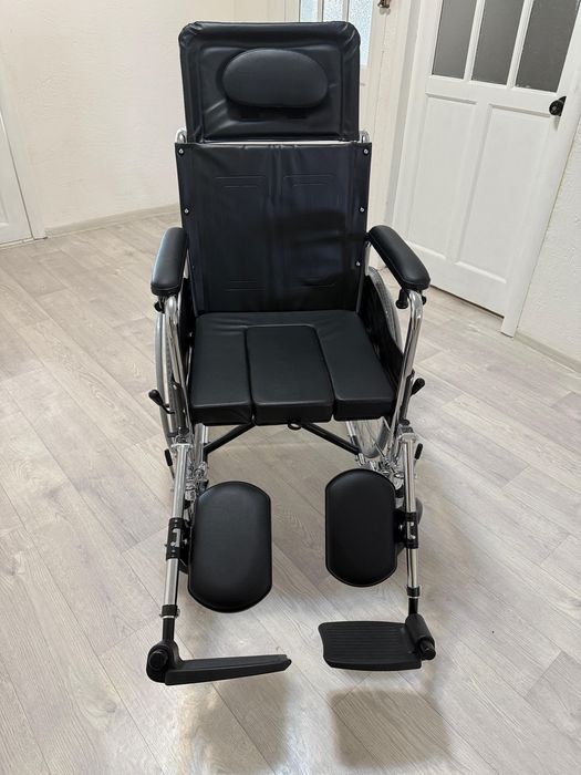 Коляска инвалидная для взрослых и детей.