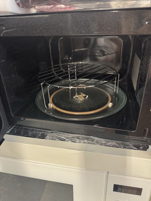 Cuptor cu microunde si grill Hisense H20MOBS4HG