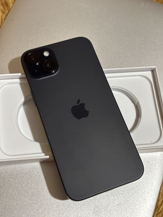 Продавам Iphone 15 plus icoloud